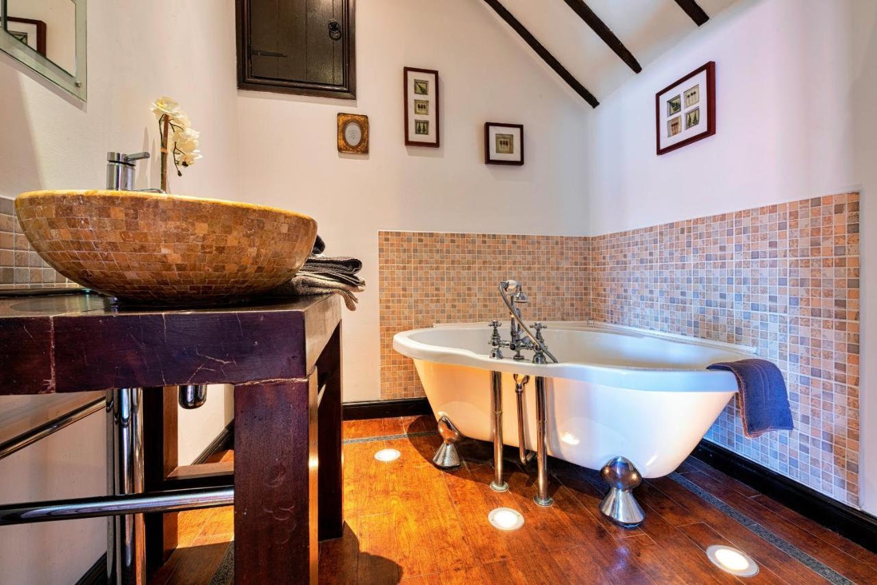 Апартаменты Finest Retreats - The Hayloft At Greystones Swinderby Экстерьер фото